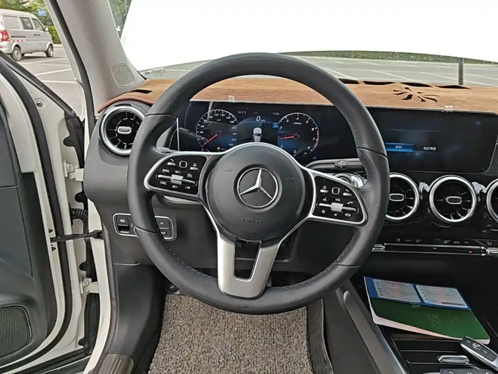 Mercedes-Benz GLB 2020 — фото 11