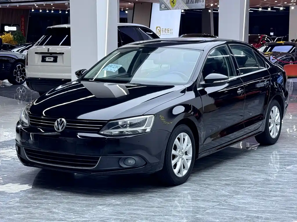 Volkswagen Sagitar 2013