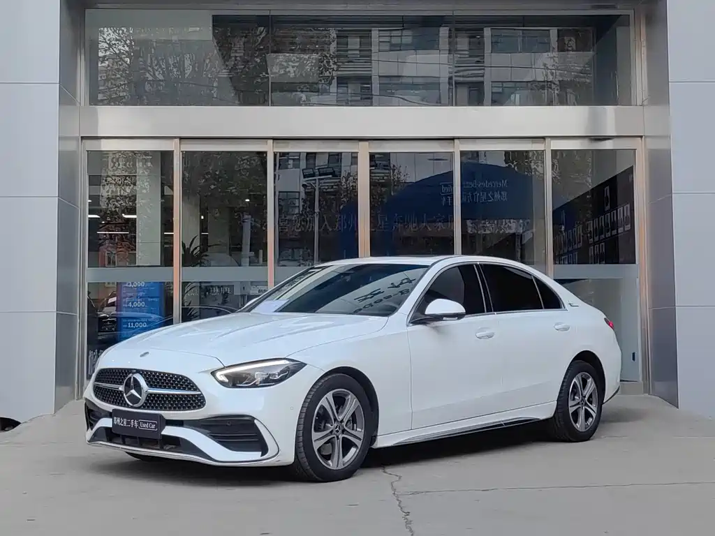 Mercedes-Benz C-Class 2022