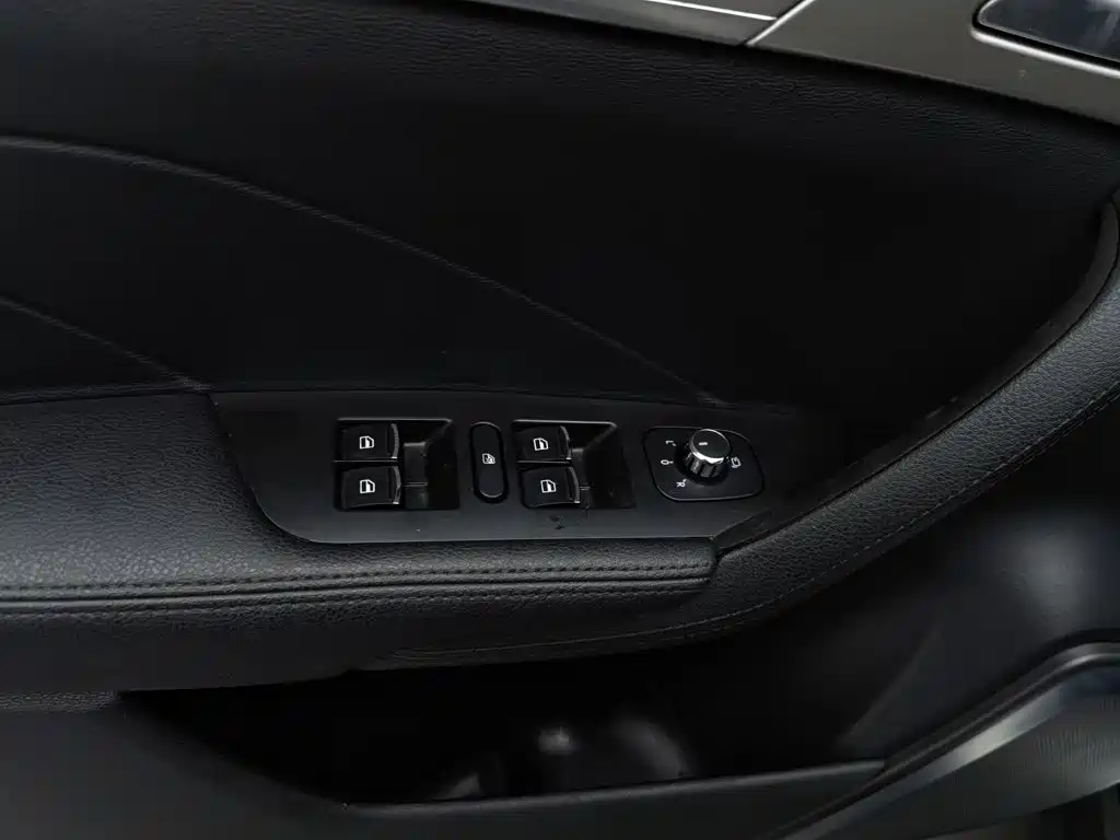 Haval H7 2017 — фото 9