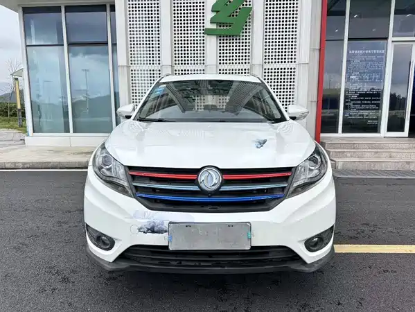 Dongfeng Scenery 580 2018
