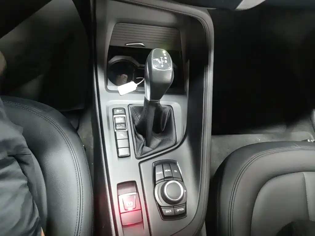 BMW X1 2017 — фото 14