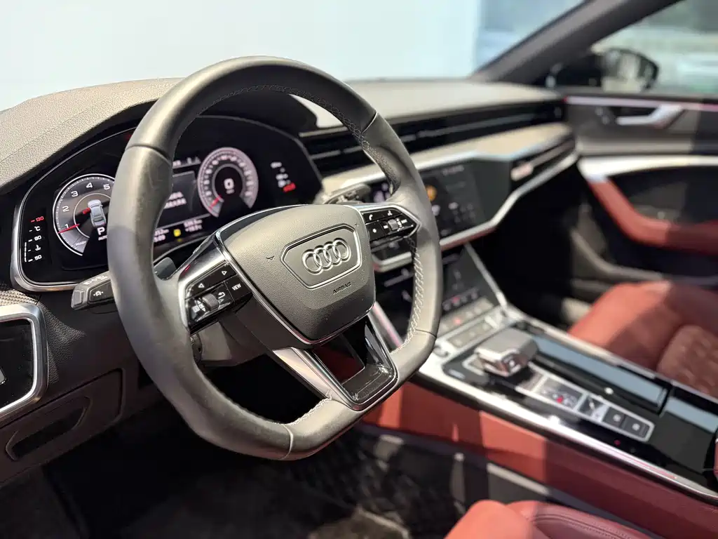 Audi A7L 2023 — фото 11