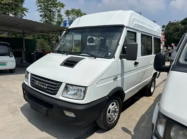 Iveco Proud 2017