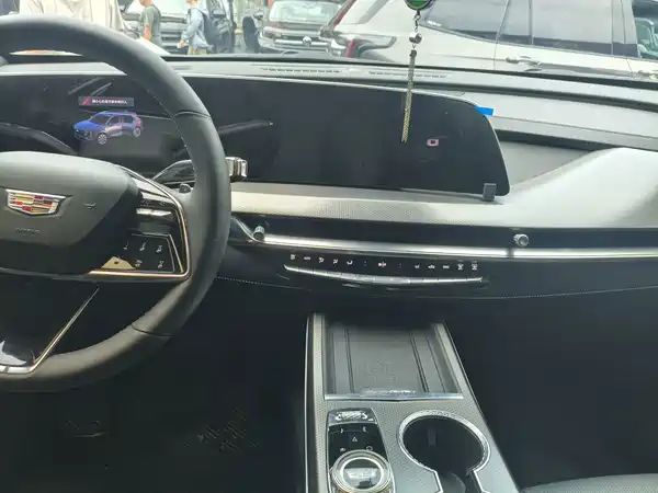 Cadillac XT5 2024