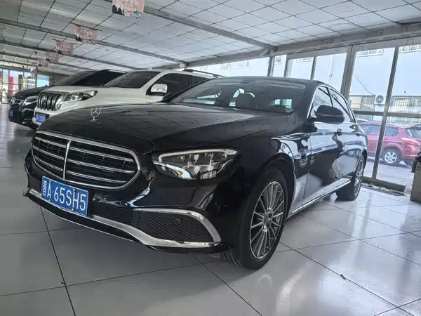 Mercedes-Benz E-Class 2021