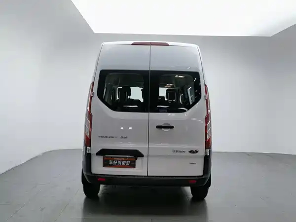 Ford Transit 2022