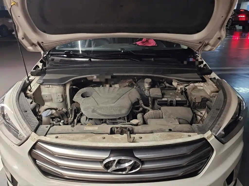 Hyundai ix25 2015 — фото 11