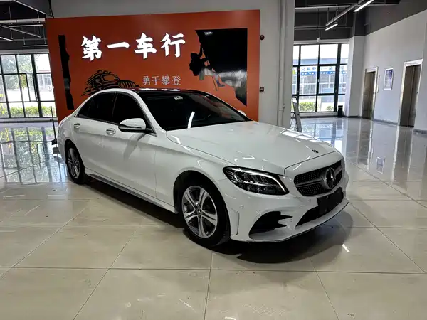 Mercedes-Benz C-Class 2021
