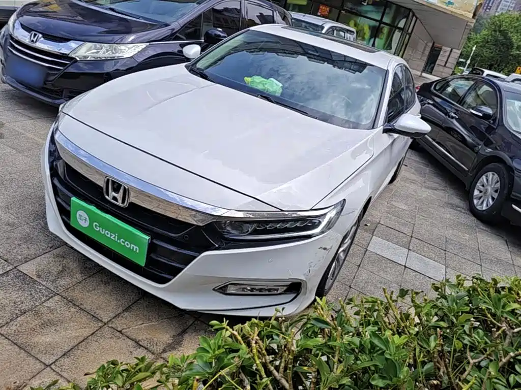 Honda Accord 2021 — фото 1
