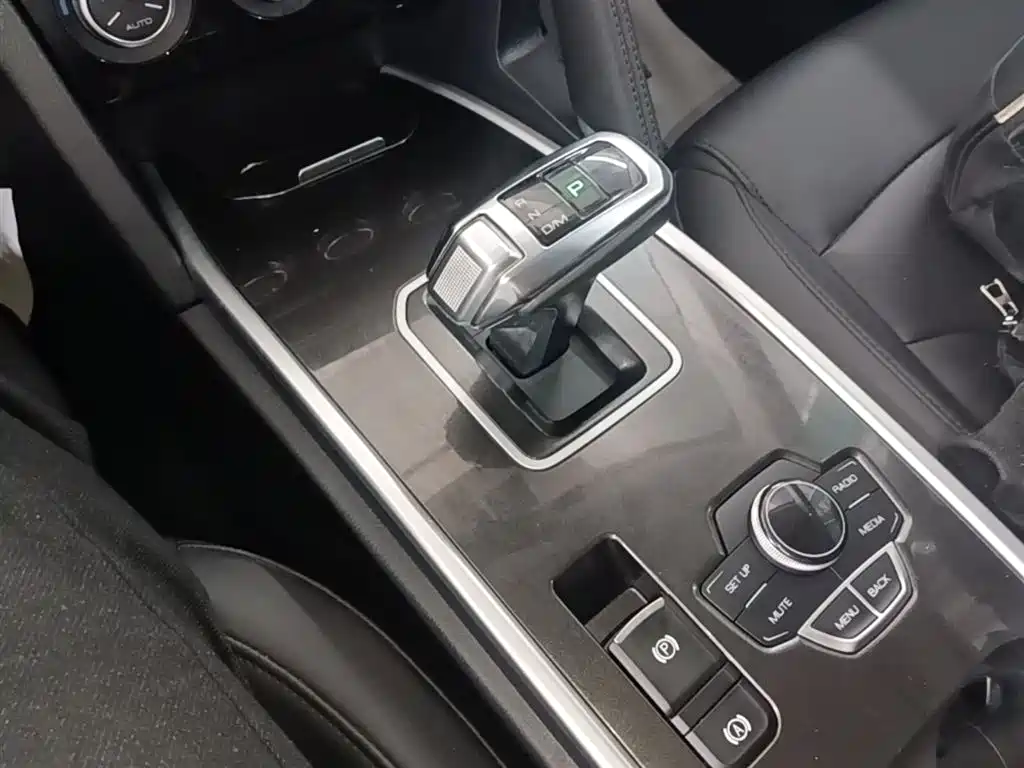 Haval H6 2018 — фото 14