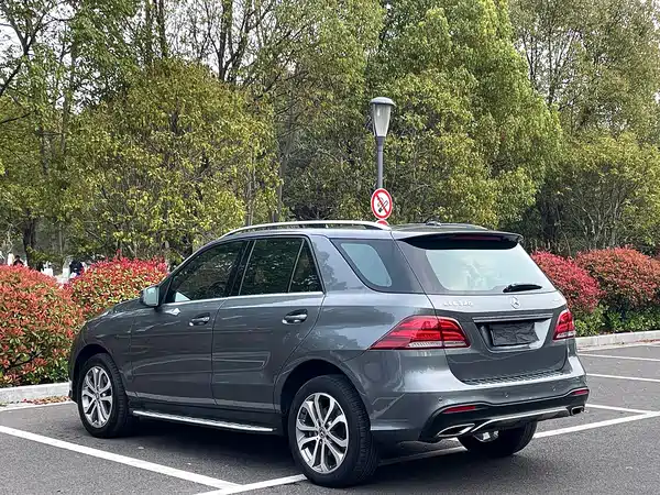 Mercedes-Benz GLE 2017