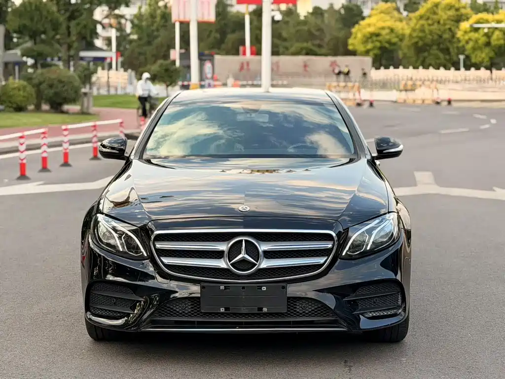 Mercedes-Benz E-Class 2019 — фото 2