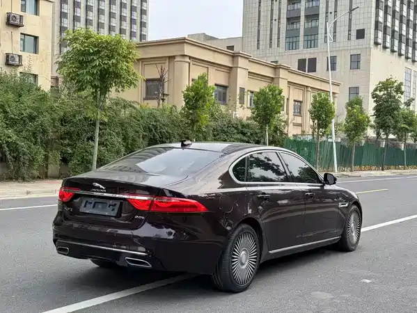 Jaguar XFL 2021