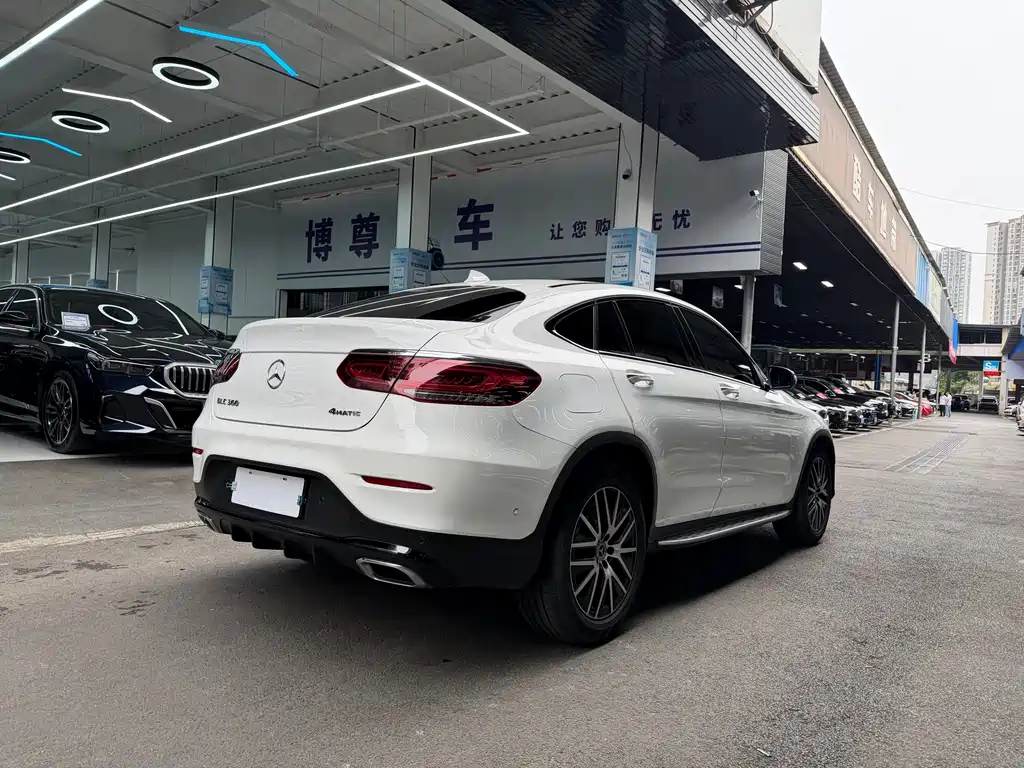 Mercedes-Benz GLC Coupe 2020 — фото 24