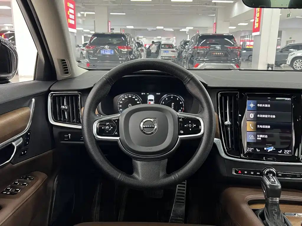 Volvo S90 2020 — фото 15