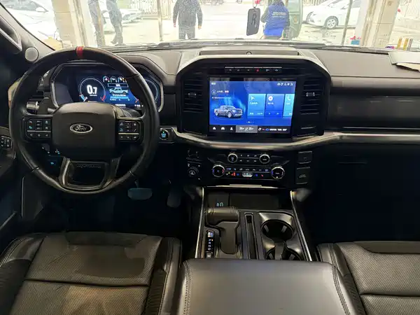 Ford F-150 Raptor 2022
