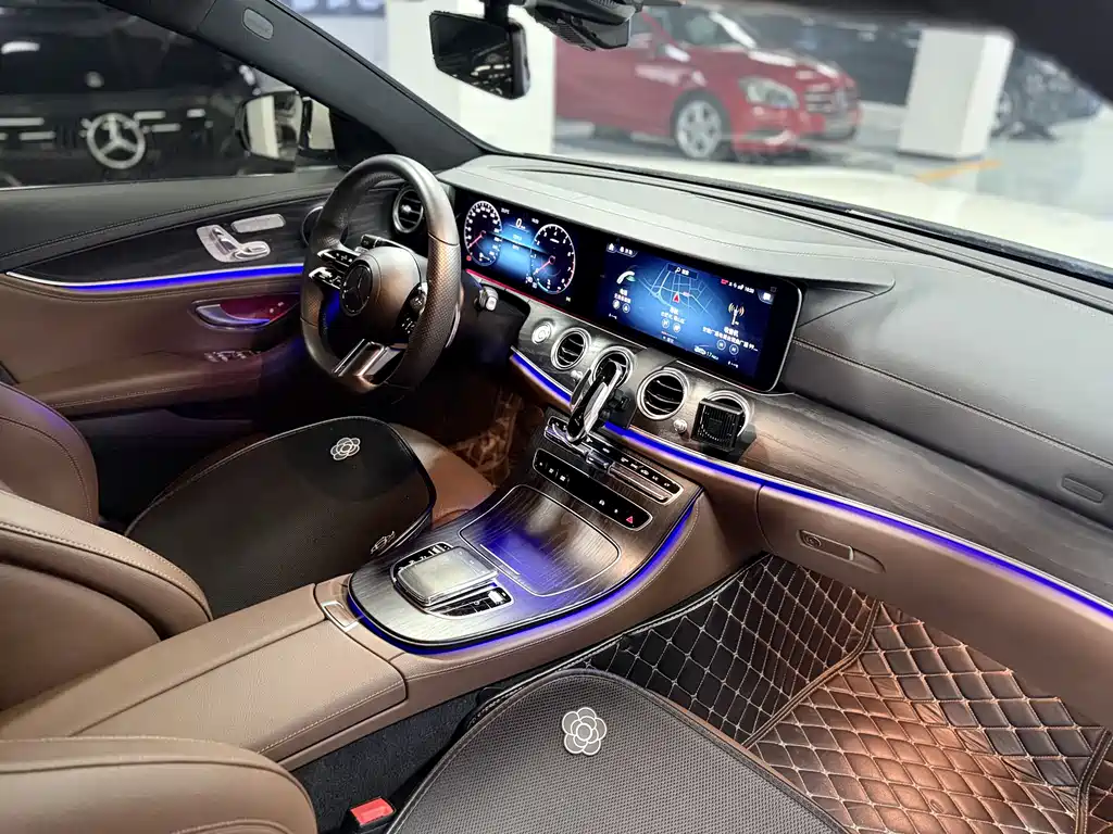 Mercedes-Benz E-Class 2020 — фото 14