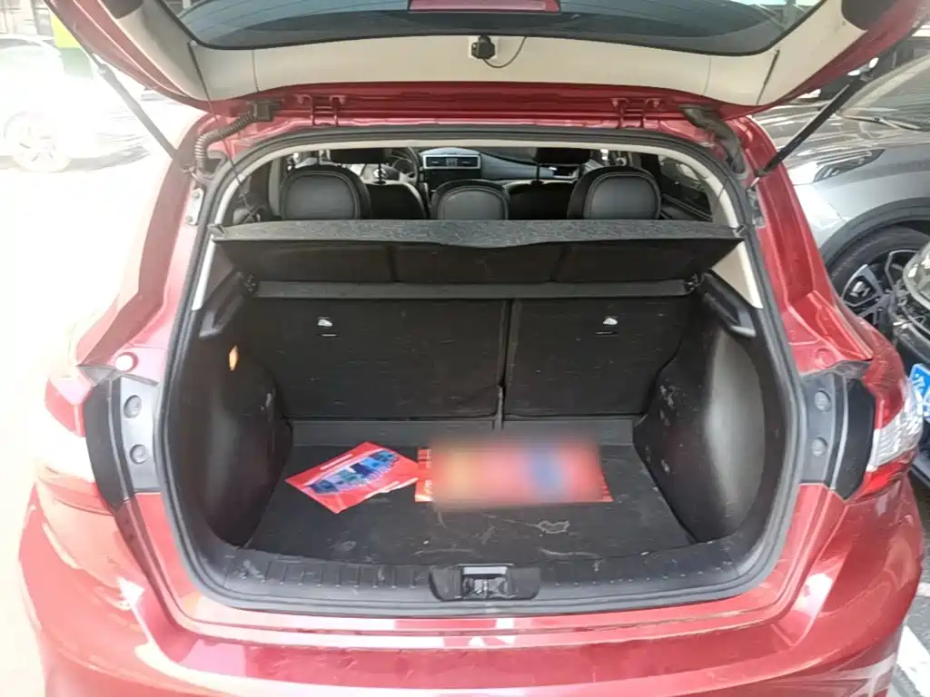 Nissan Tiida 2019 — фото 19