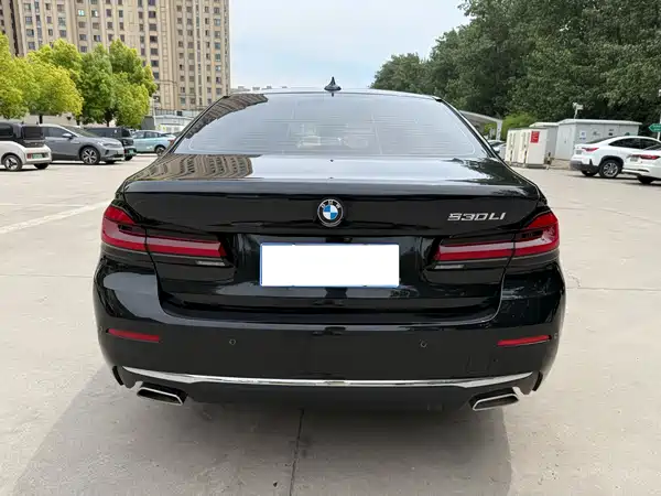 BMW 5 Series 2023
