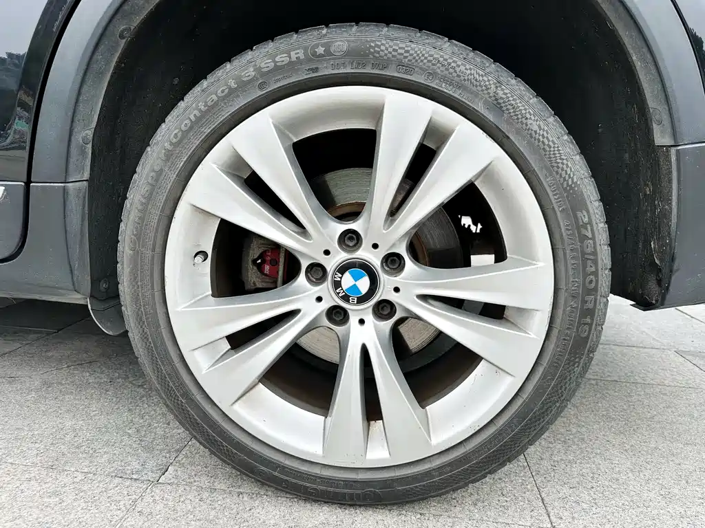 BMW X3 2012 — фото 9