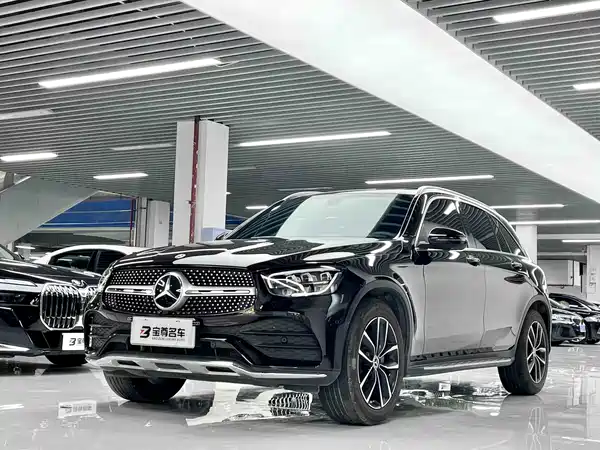 Mercedes-Benz GLC 2023