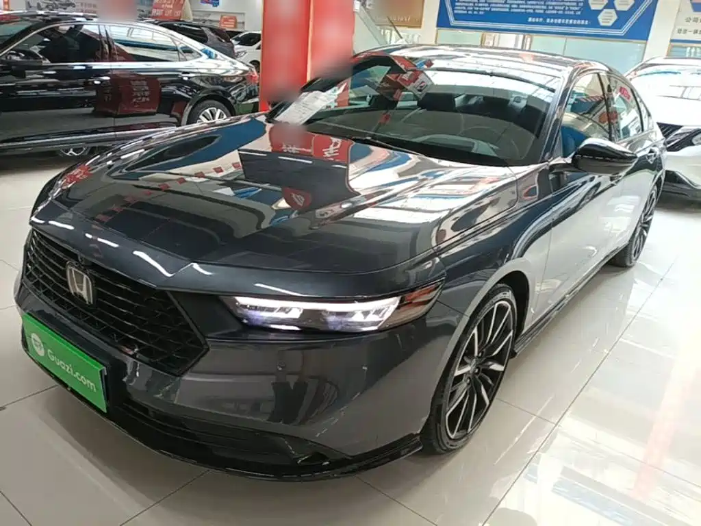Honda Accord 2023 — фото 1