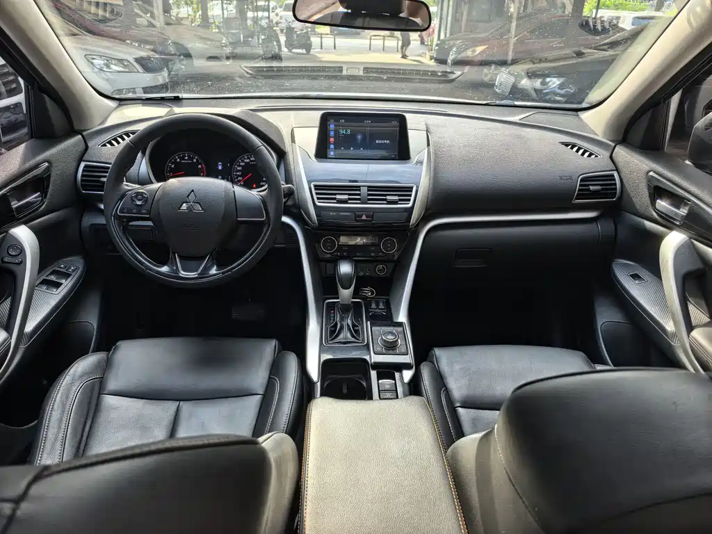 Mitsubishi Eclipse Cross 2019 — фото 9