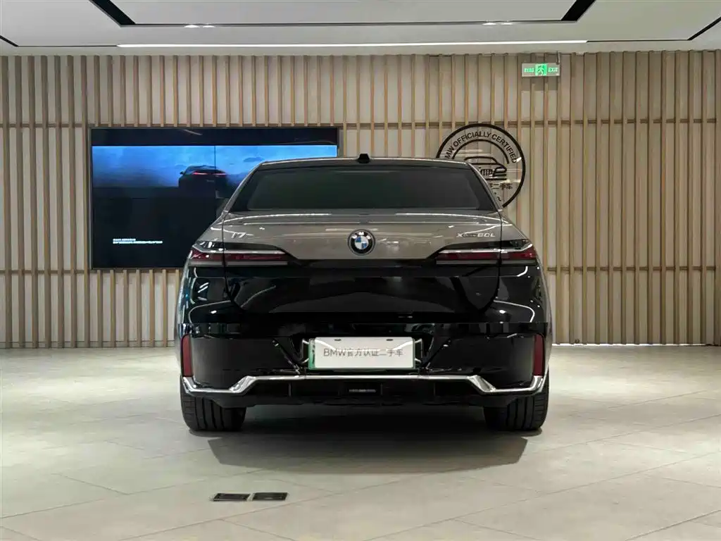 BMW i7 2024 — фото 6