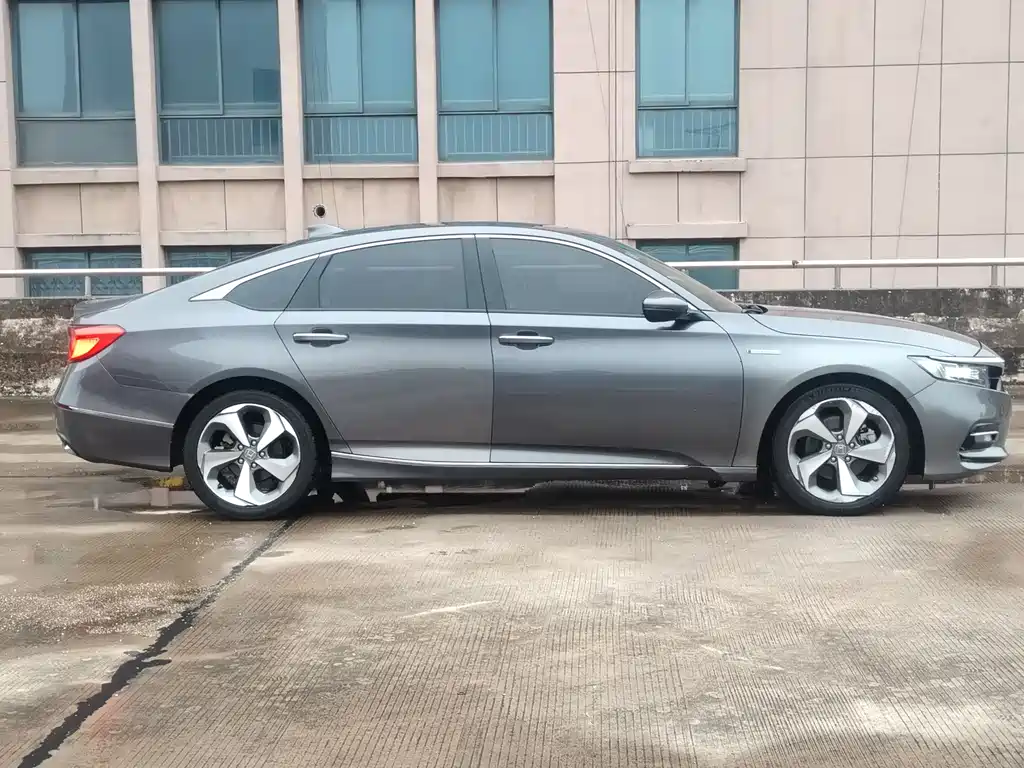 Honda Accord 2020 — фото 4