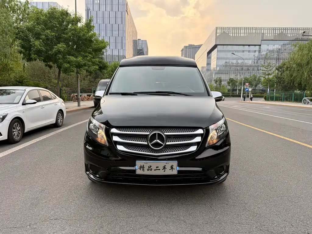 Mercedes-Benz Vito 2018 — фото 2
