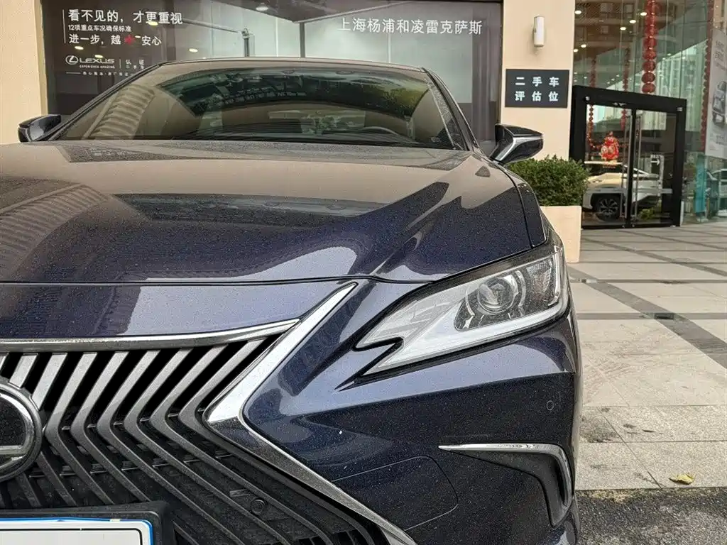 Lexus ES 2021 — фото 5