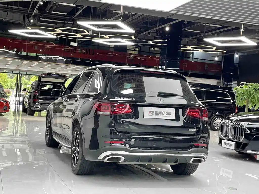 Mercedes-Benz GLC 2021 — фото 13