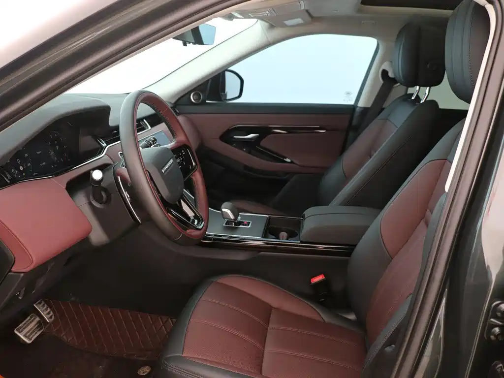 Land Rover Evoque 2025 — фото 5