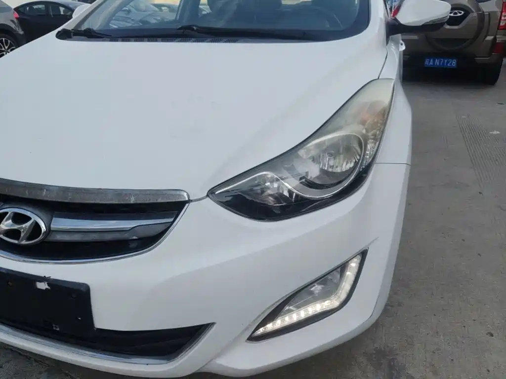 Hyundai Elantra Langdong 2016 — фото 24