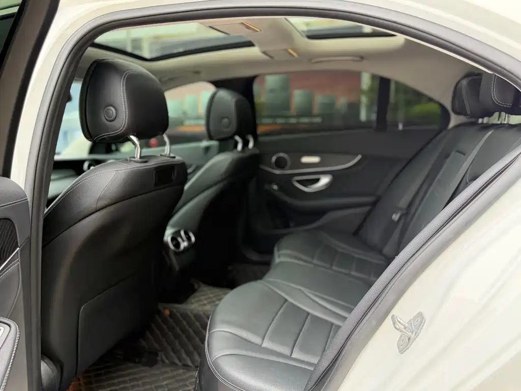 Mercedes-Benz C-Class 2020 — фото 12