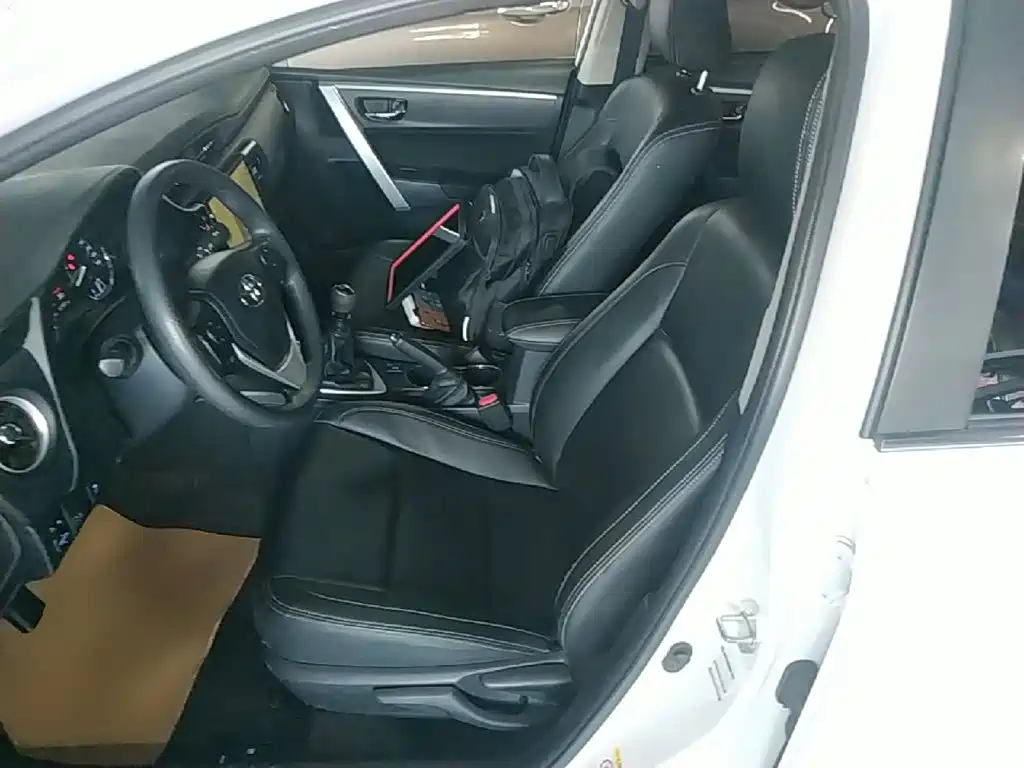 Toyota Corolla 2019 — фото 15