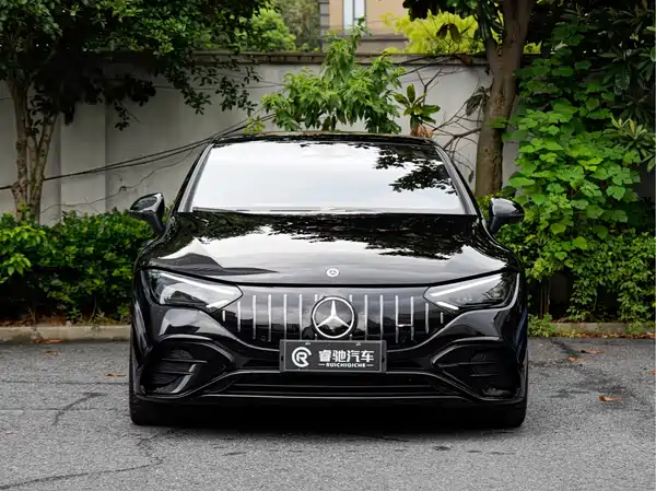 Mercedes-Benz EQE AMG 2025