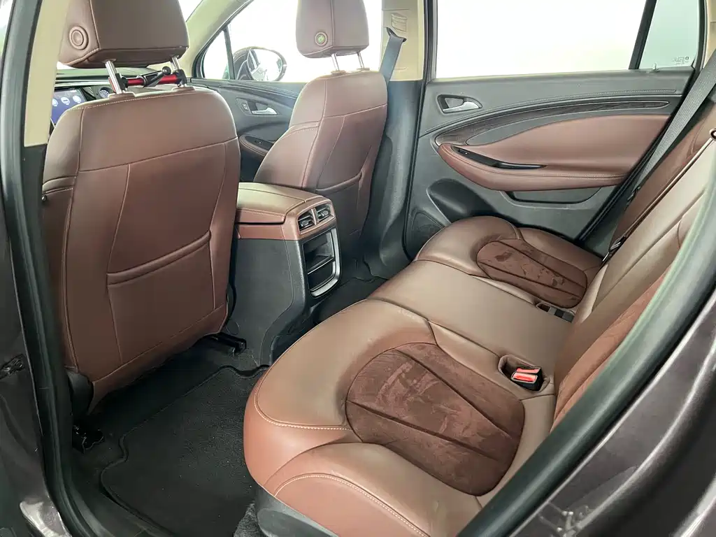 Buick Envision Plus 2017 — фото 16