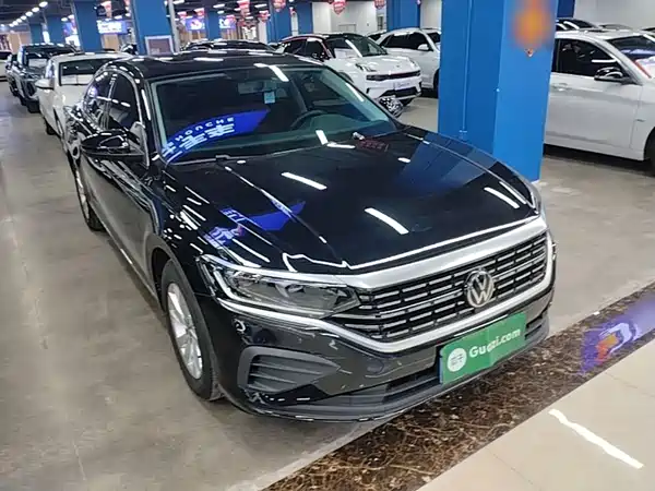Volkswagen Passat 2024
