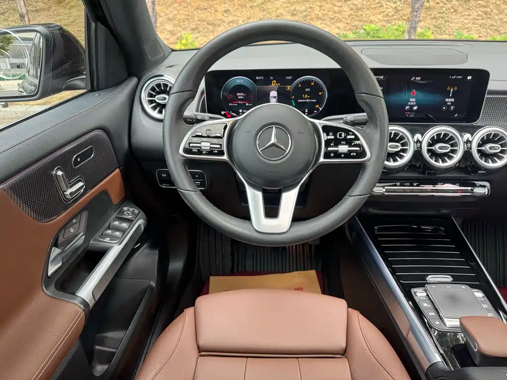 Mercedes-Benz GLB 2020 — фото 21