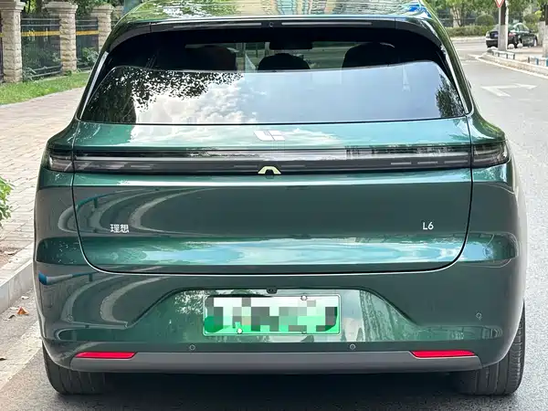 Li Auto L6 2024