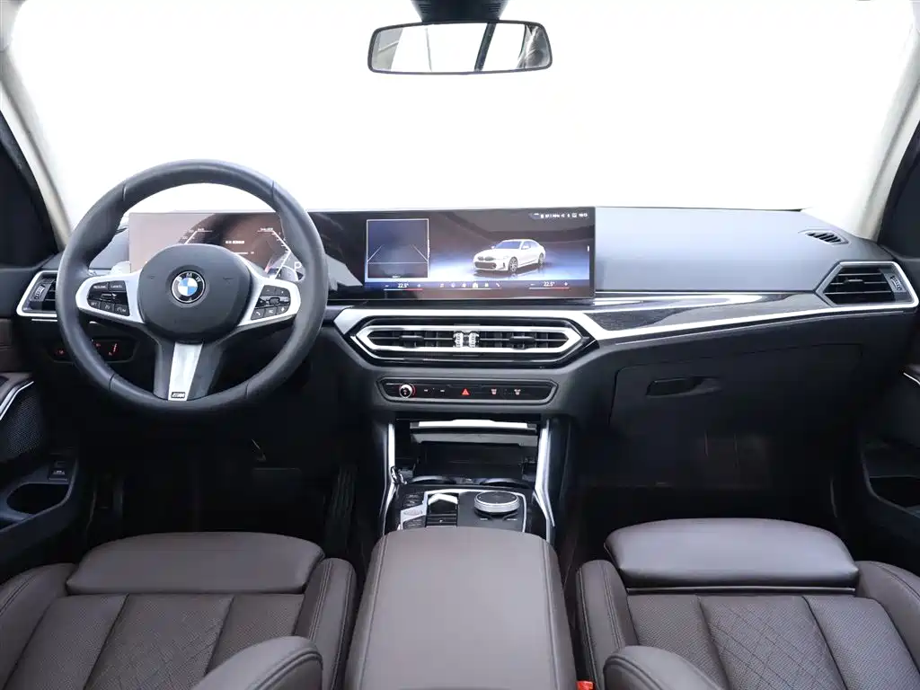 BMW 3 Series 2023 — фото 13