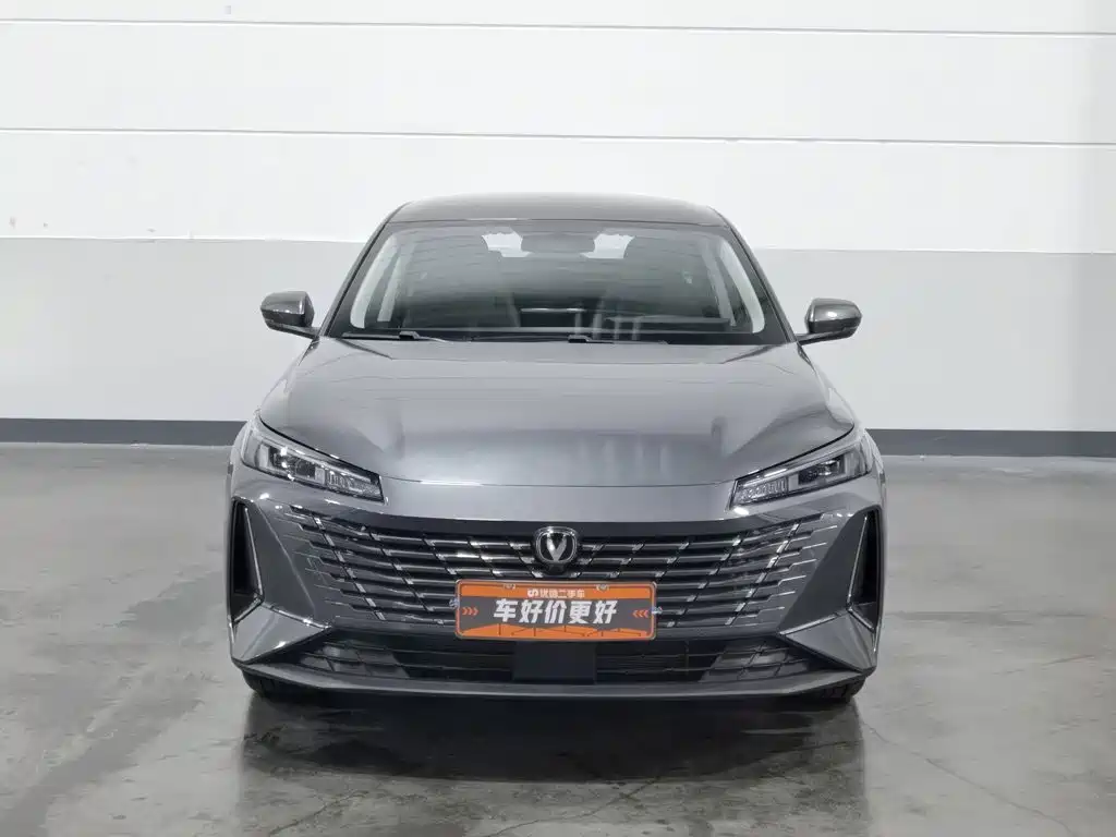 Changan Eado PHEV 2026 — фото 3