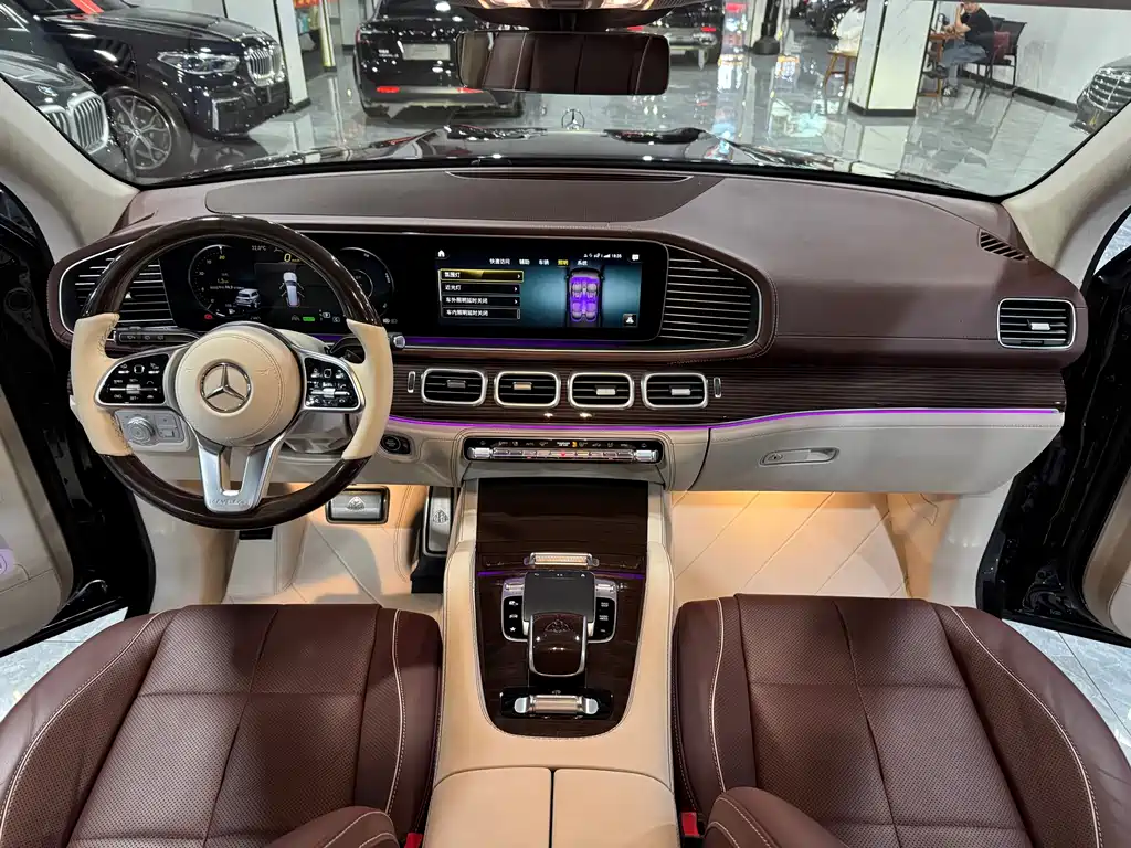 Mercedes-Benz GLS 2023 — фото 6