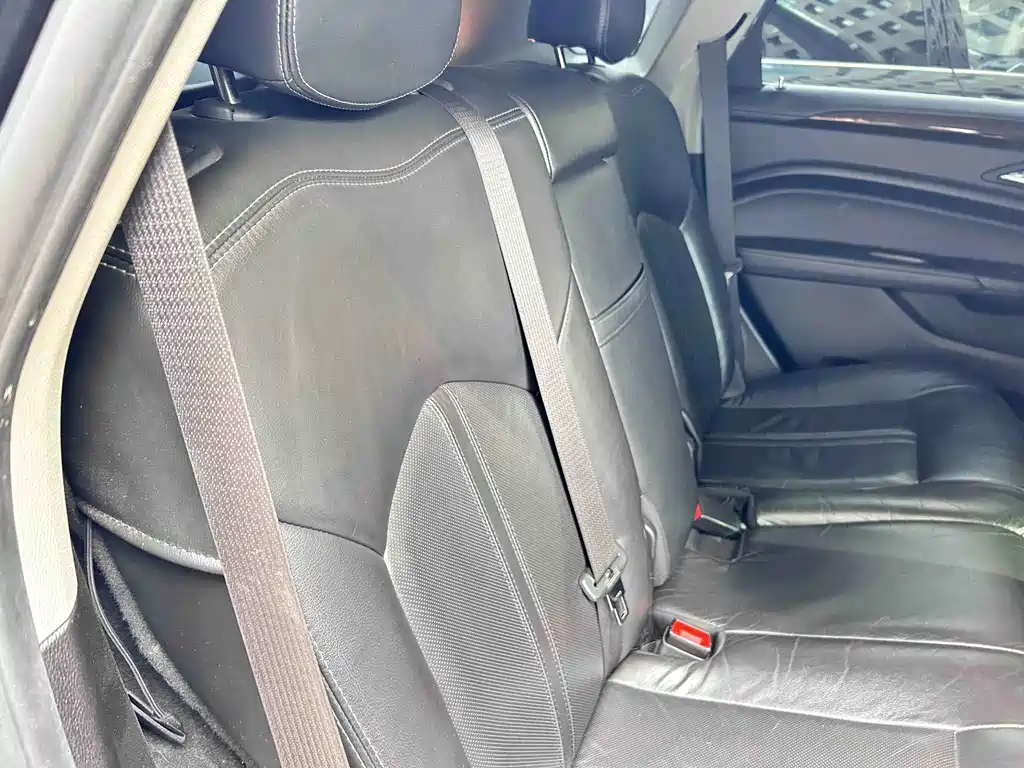 Cadillac SRX 2016 — фото 13