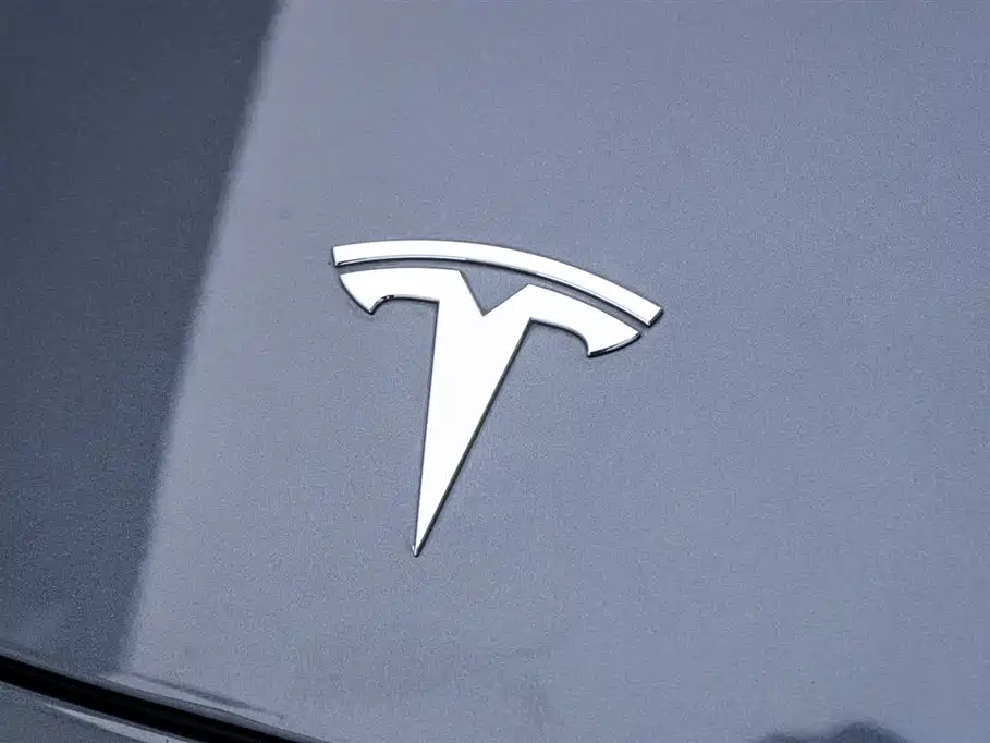 Tesla Model 3 2021 — фото 10