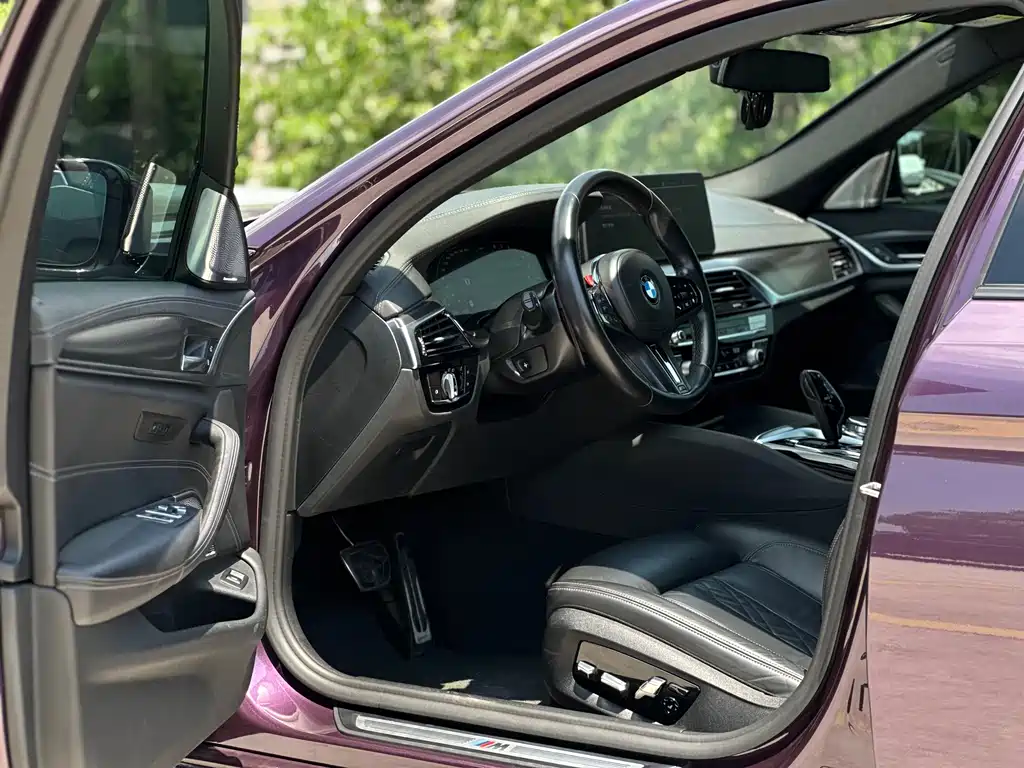 BMW 5 Series 2021
