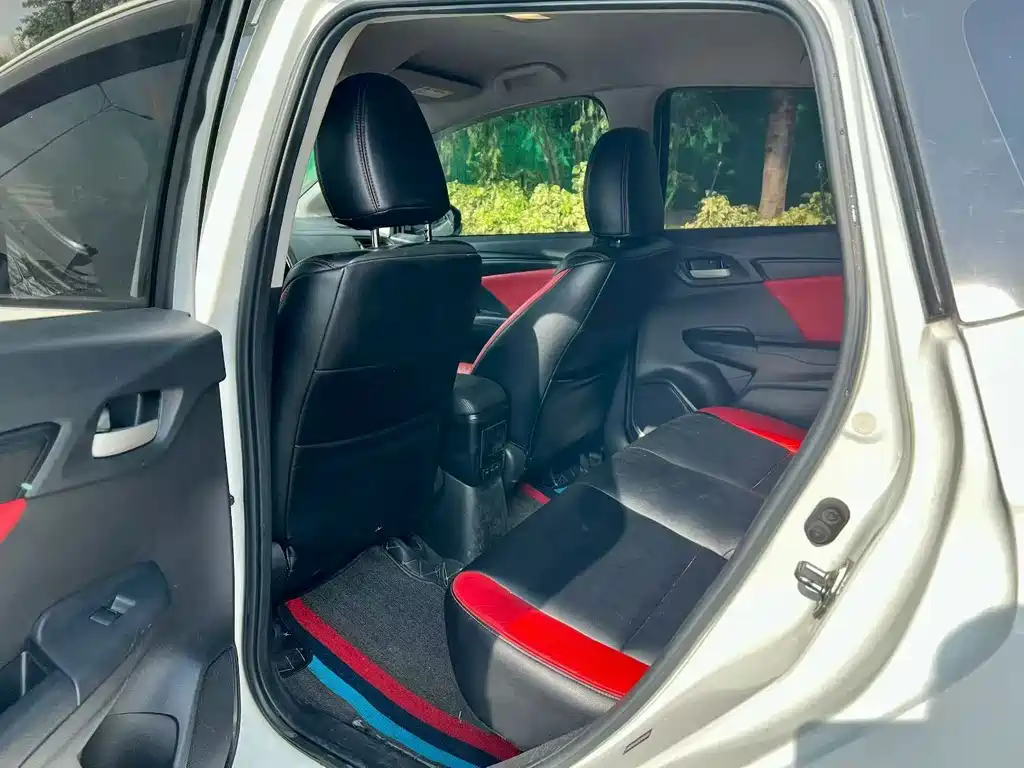 Honda Fit 2019 — фото 9