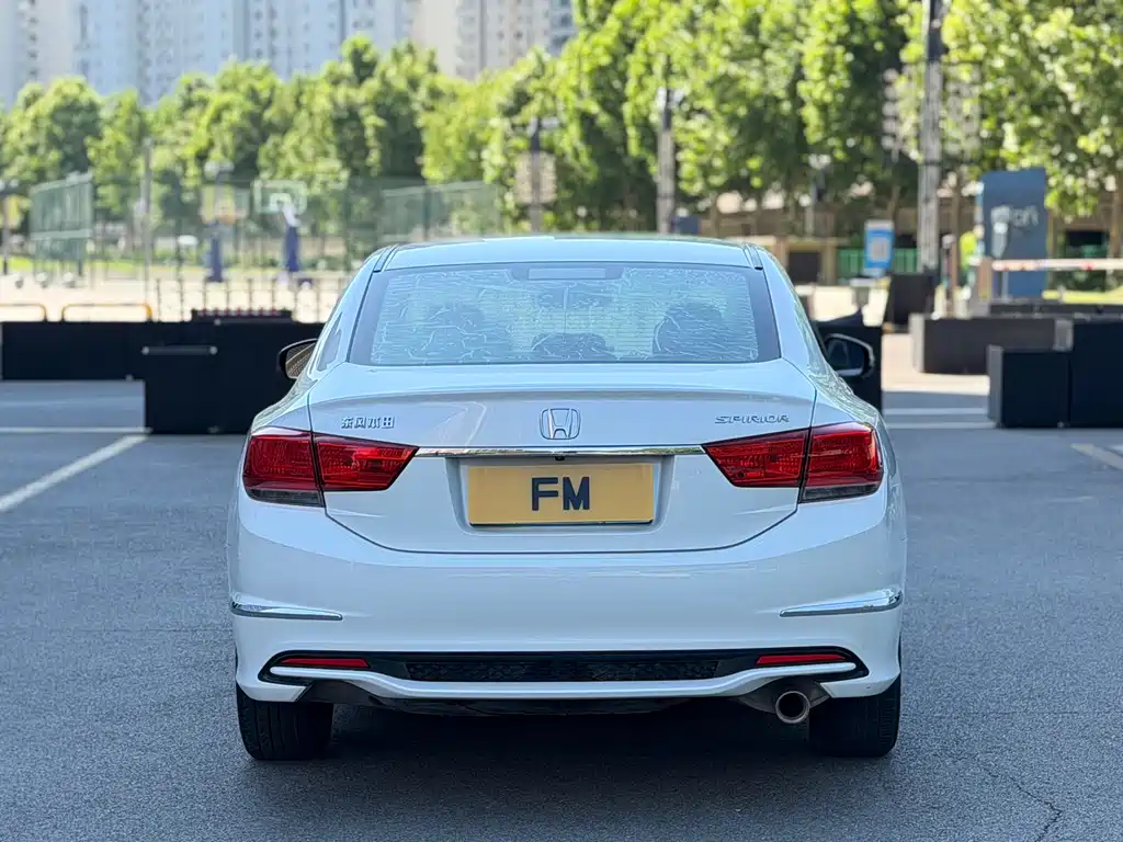 Honda Spirior 2017 — фото 13